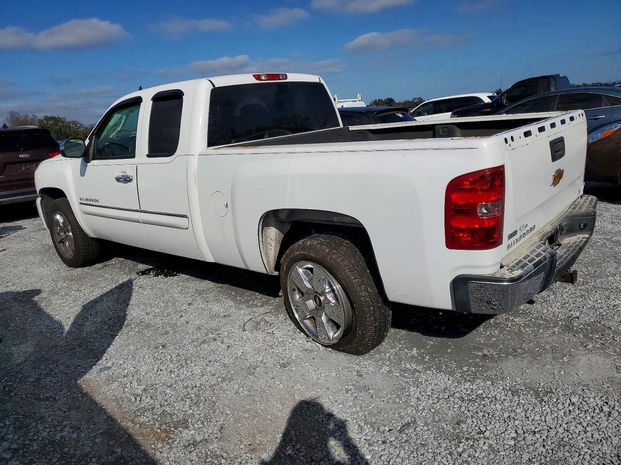 2011 CHEVROLET SILVERADO 1500