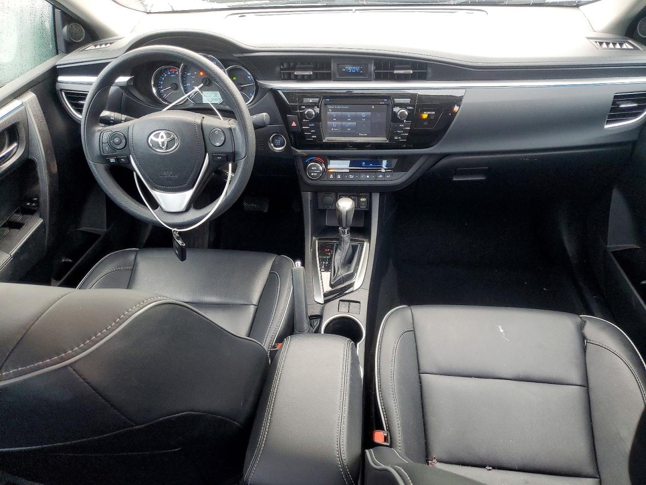 2015 TOYOTA COROLLA
