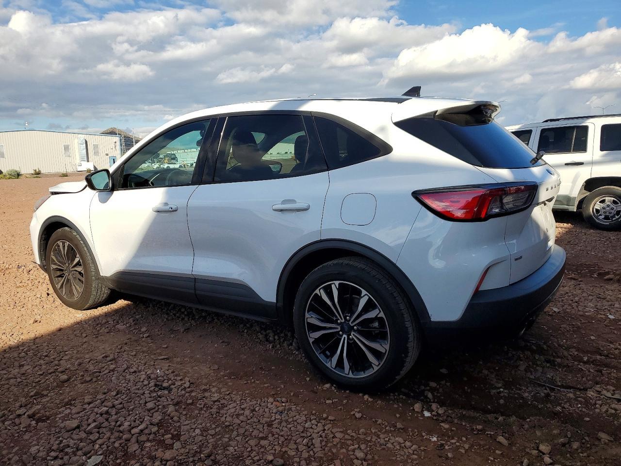 2021 FORD ESCAPE