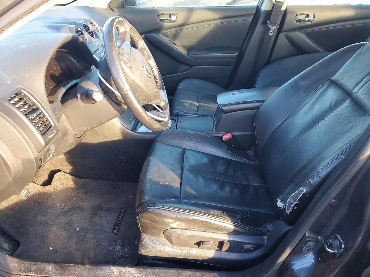2010 NISSAN ALTIMA