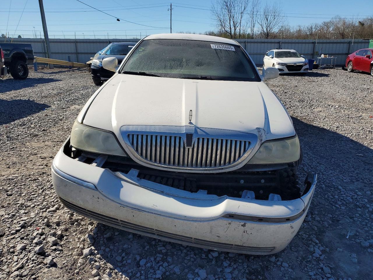 2007 LINCOLN Town Car