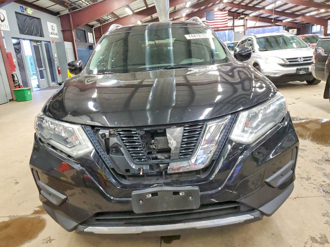 2017 NISSAN ROGUE