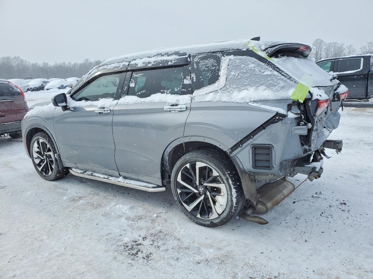 2023 MITSUBISHI outlander