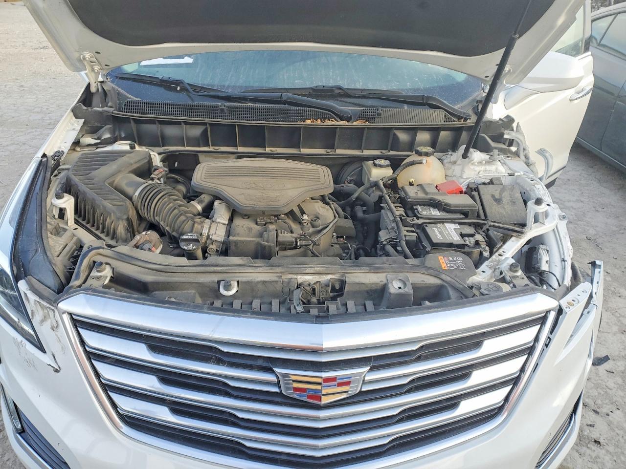 2018 CADILLAC XT5
