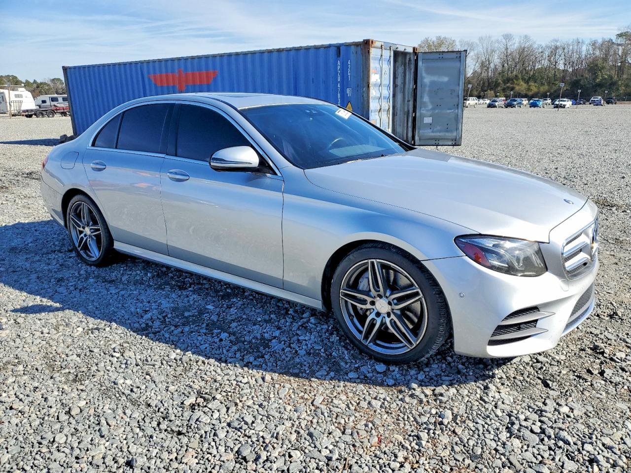 2017 MERCEDES-BENZ E-Class