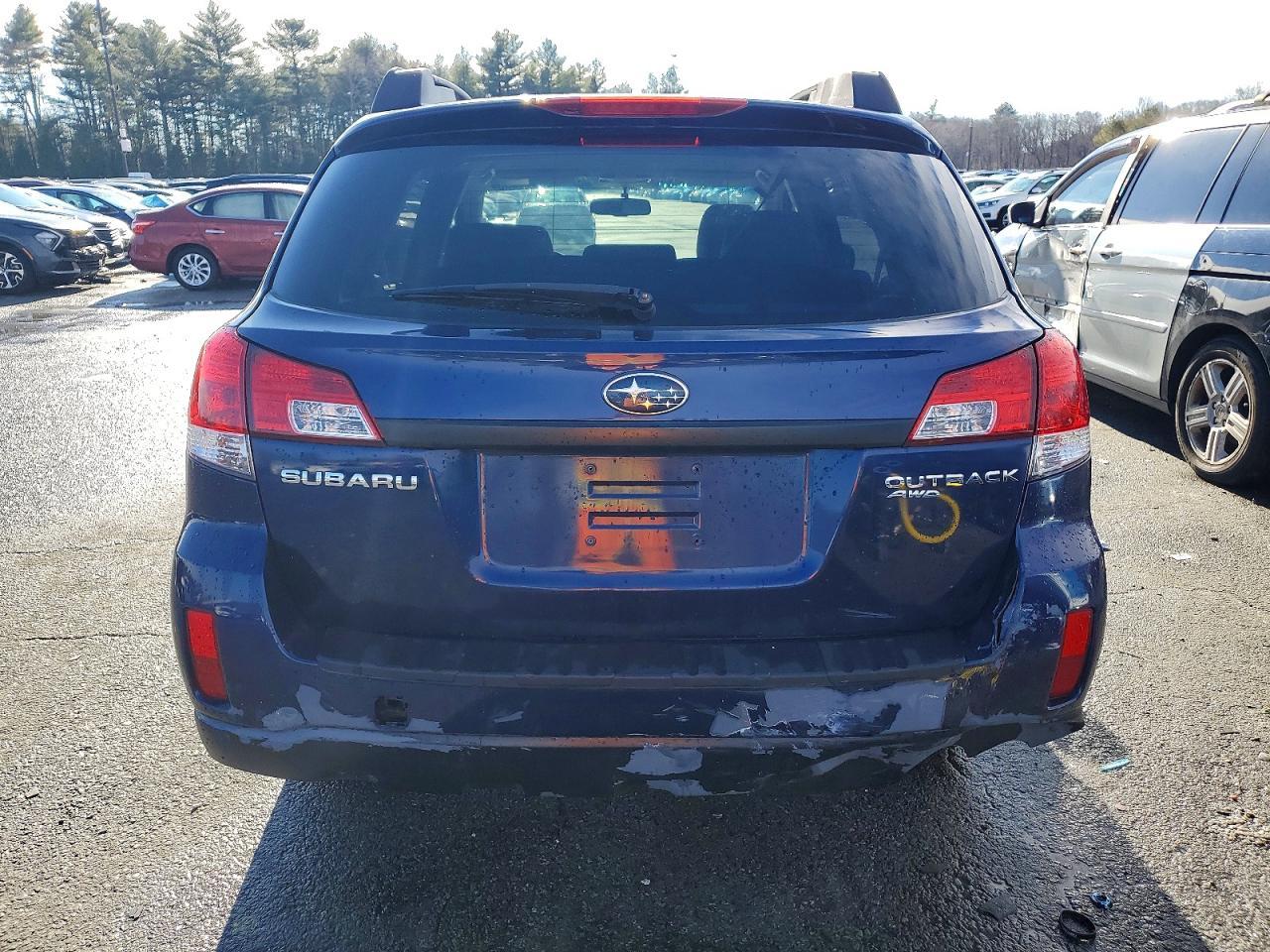 2010 SUBARU Outback