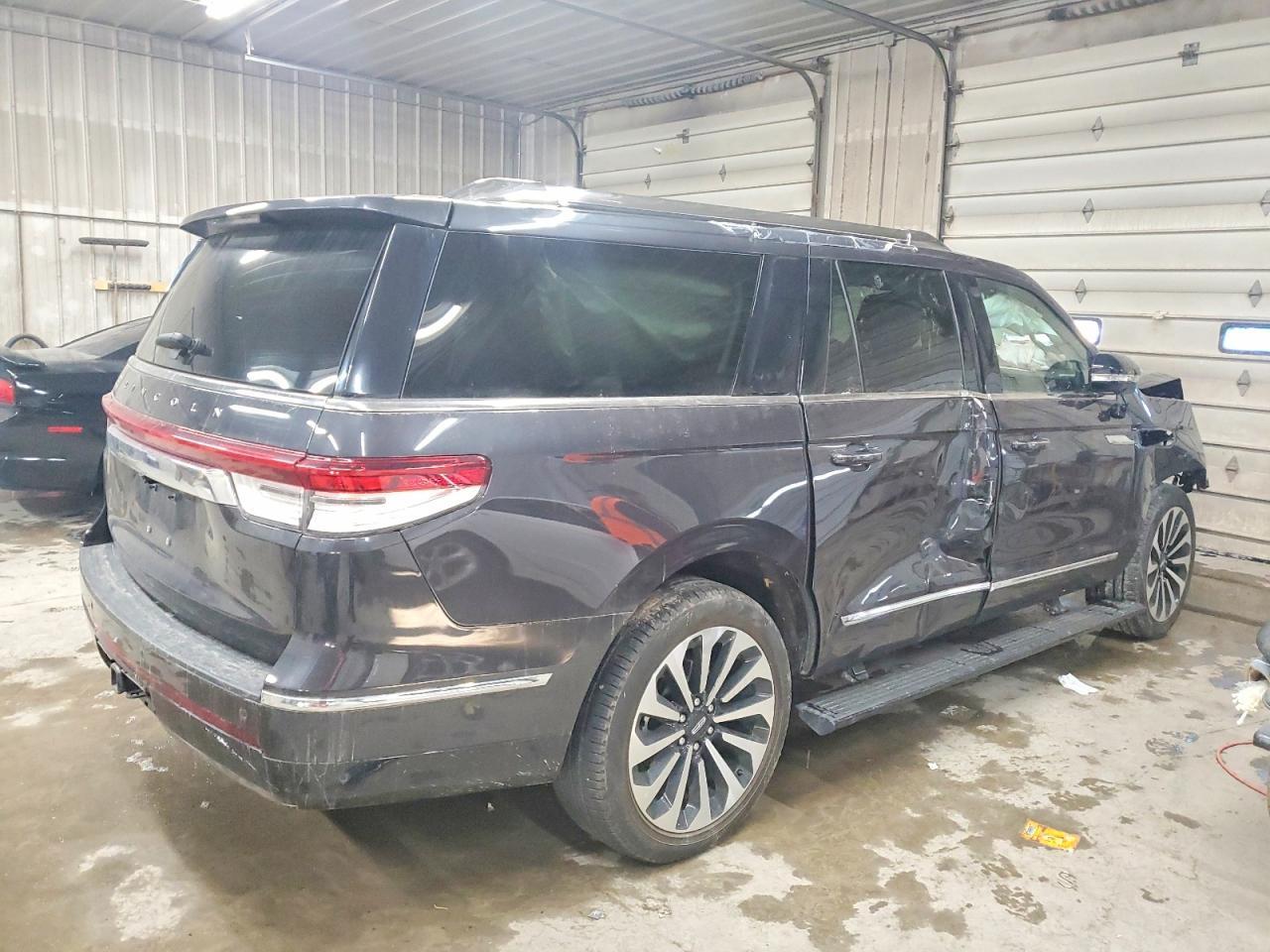 2024 LINCOLN Navigator