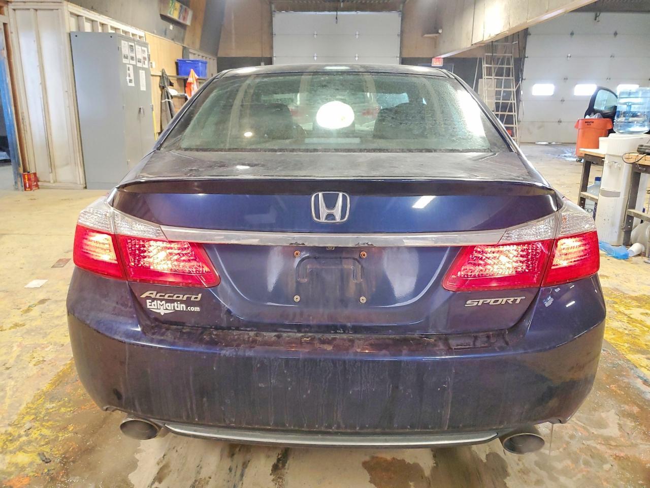 2015 HONDA ACCORD