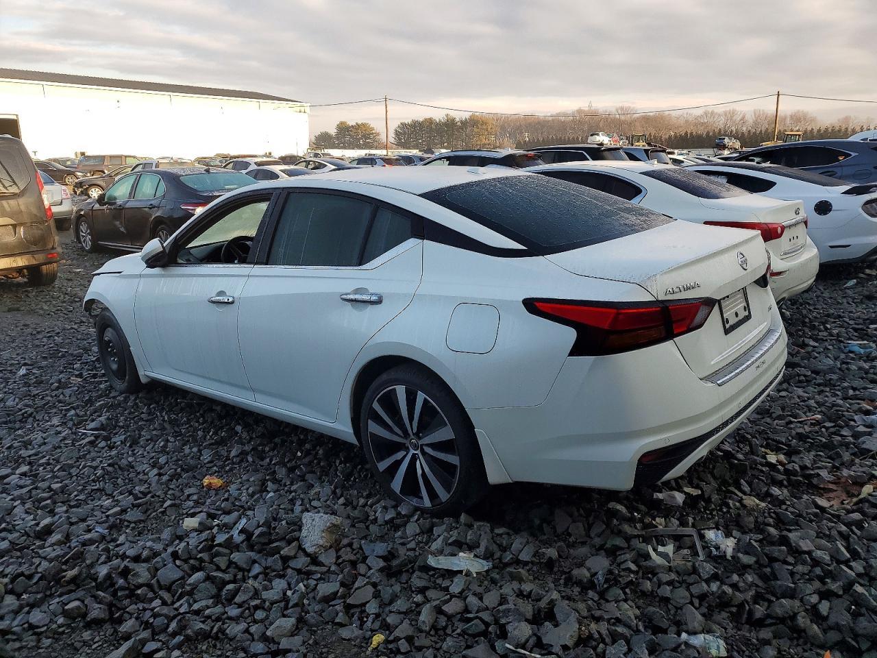 2021 NISSAN ALTIMA