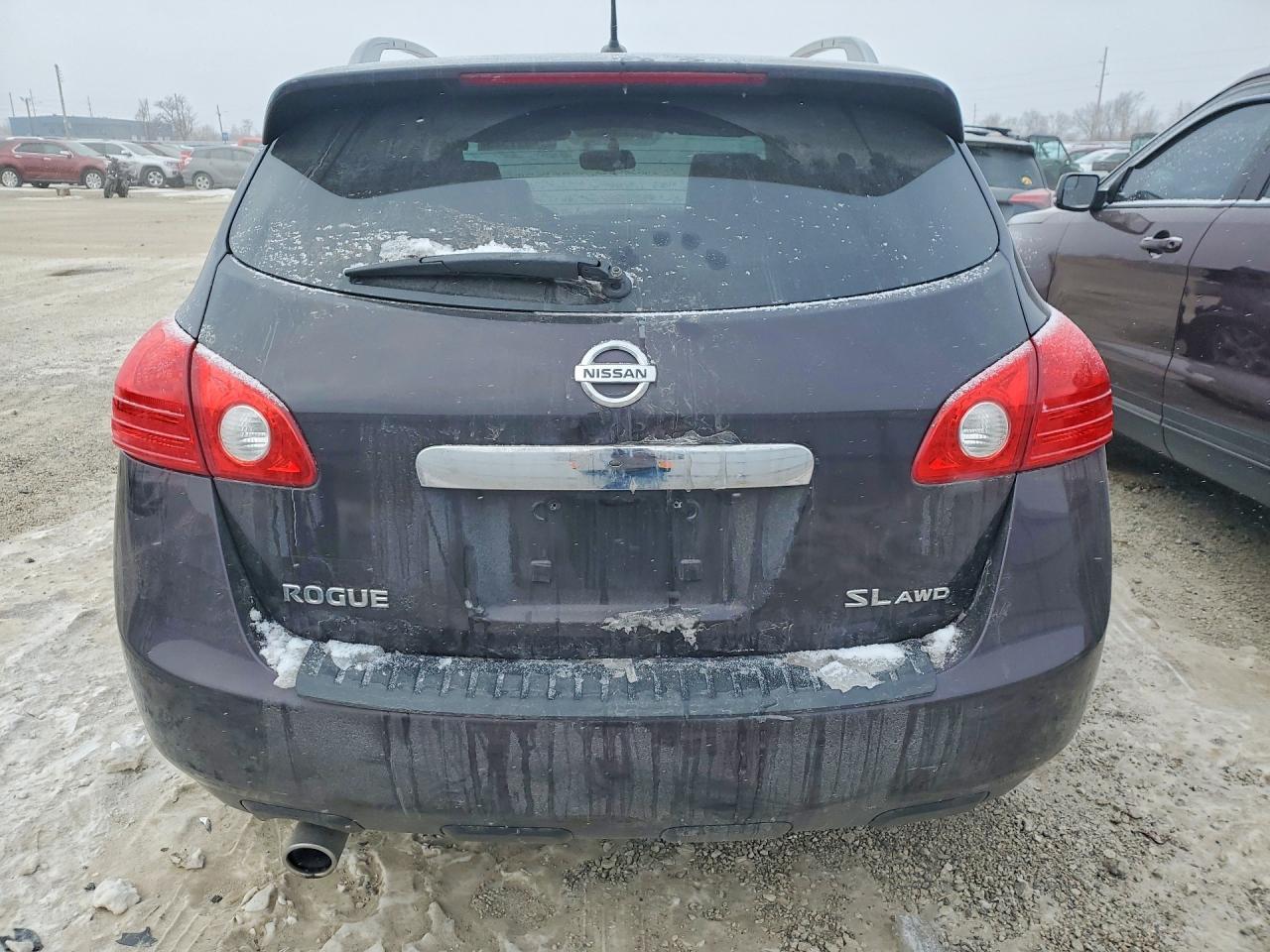 2013 NISSAN ROGUE