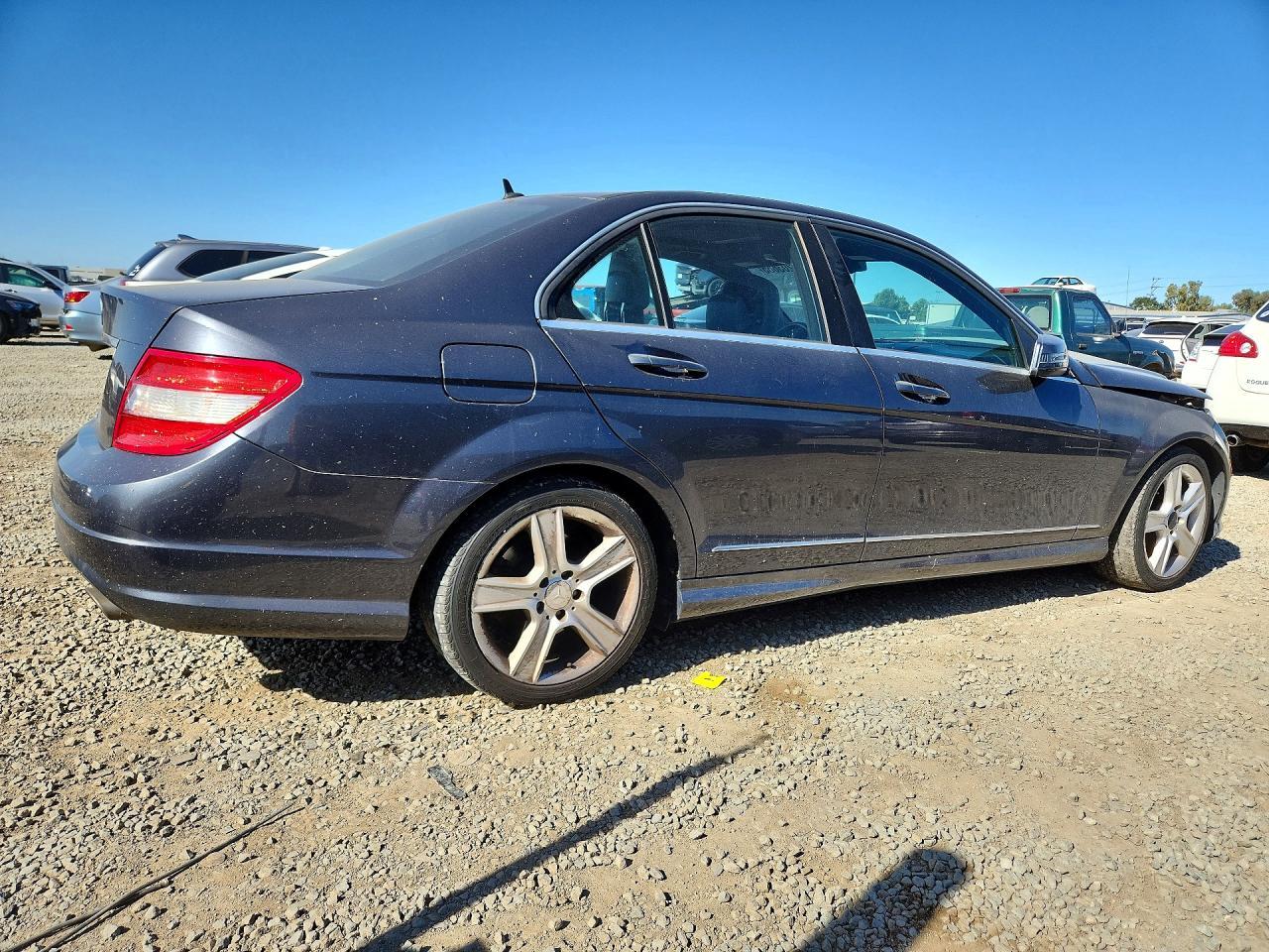 2011 MERCEDES-BENZ C-CLASS