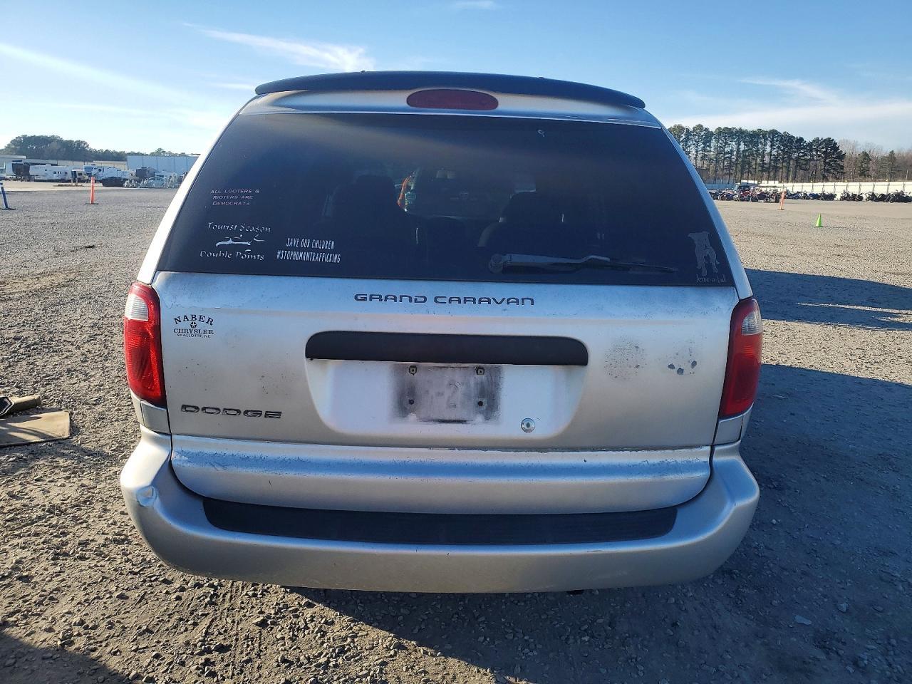 2004 DODGE GRAND CARAVAN