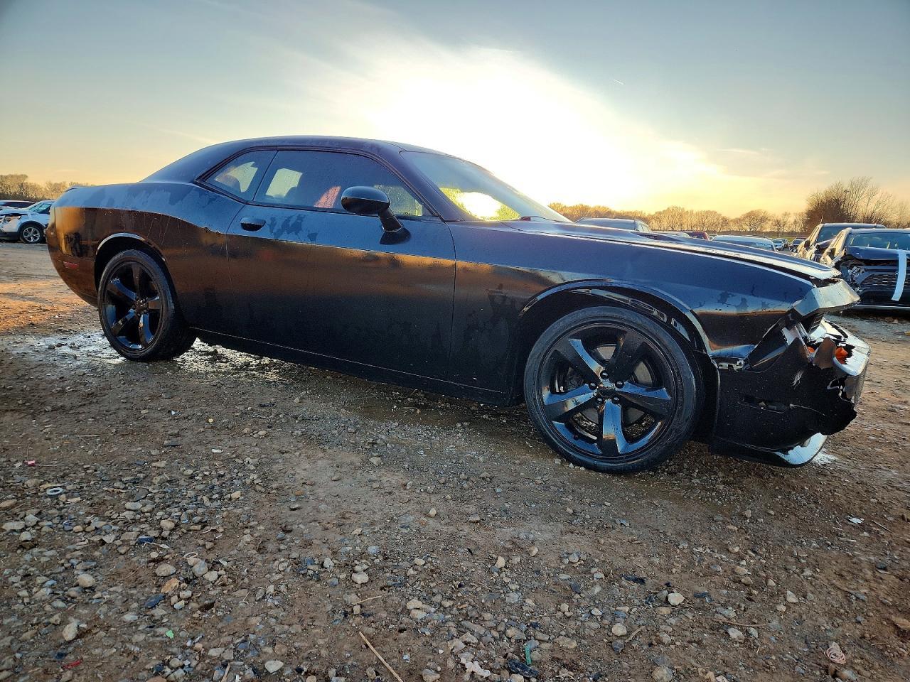 2013 DODGE Challenger