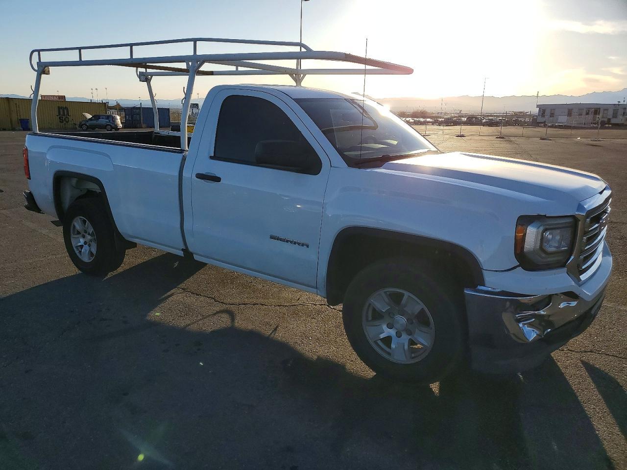2016 GMC Sierra