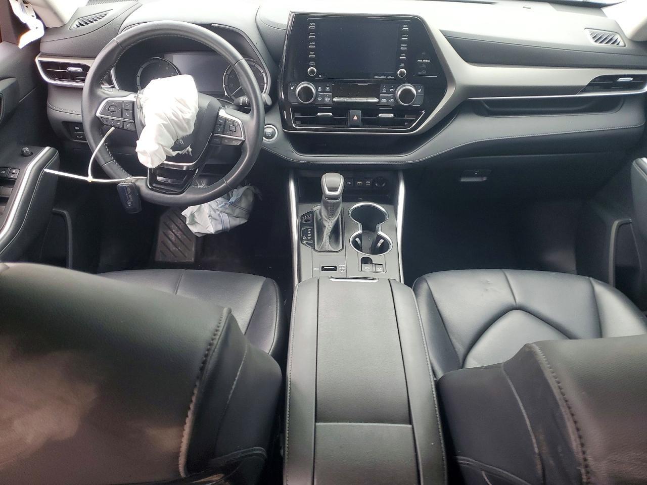 2021 TOYOTA HIGHLANDER