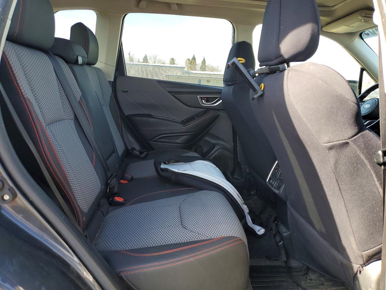 2019 SUBARU FORESTER