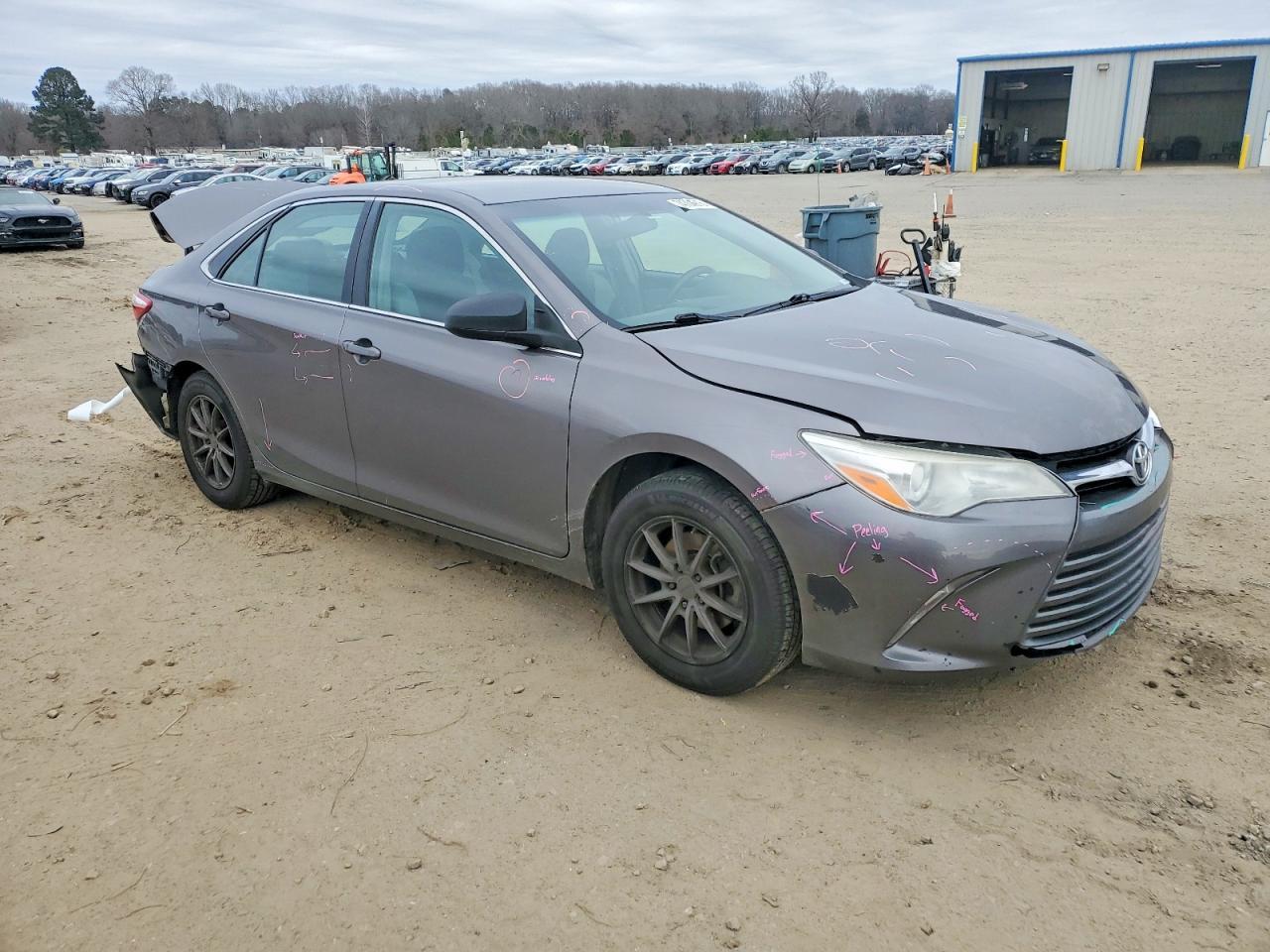 2017 TOYOTA CAMRY