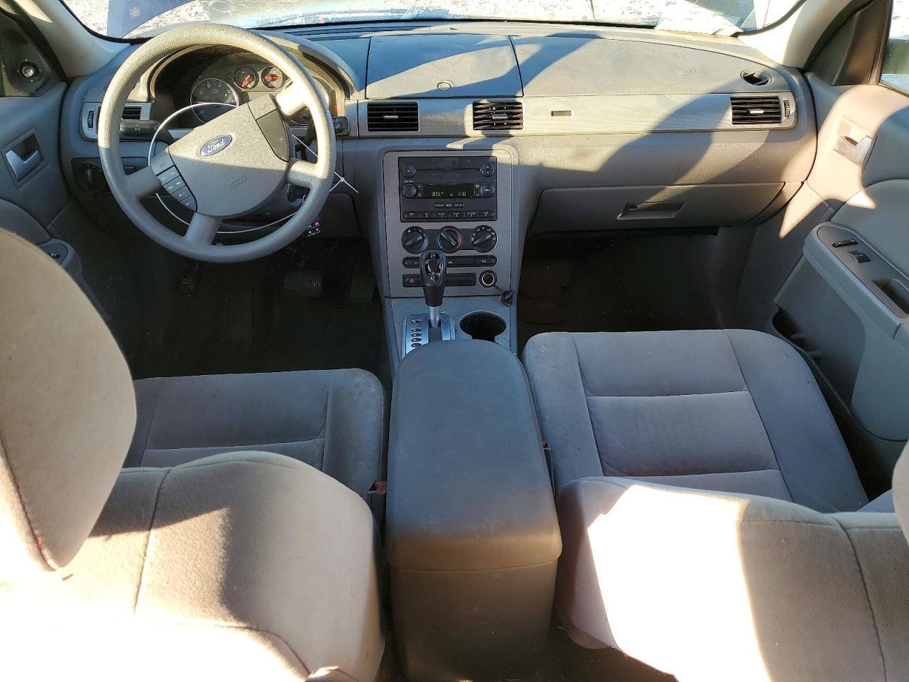 2005 FORD Five Hundred