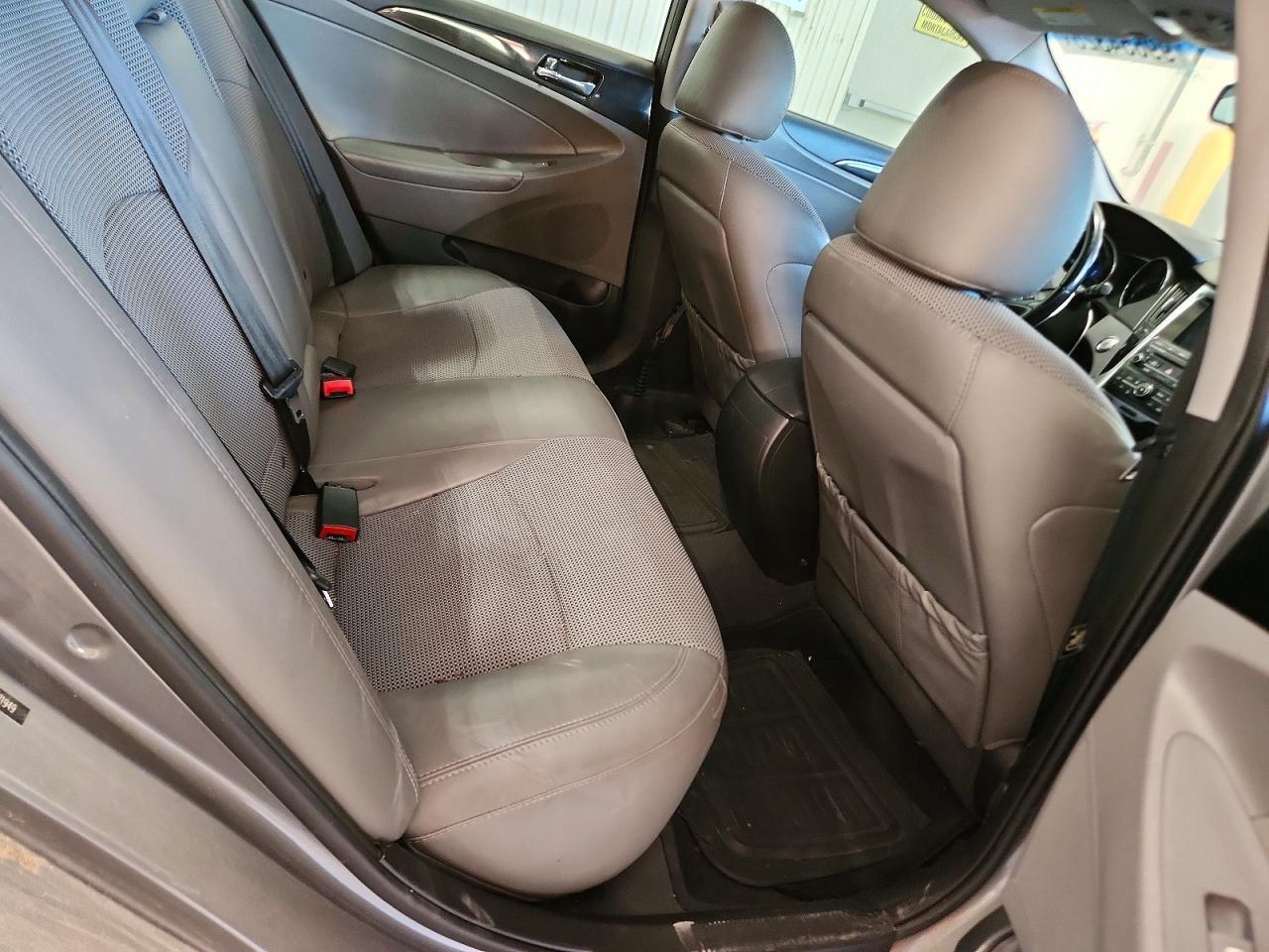 2014 HYUNDAI SONATA