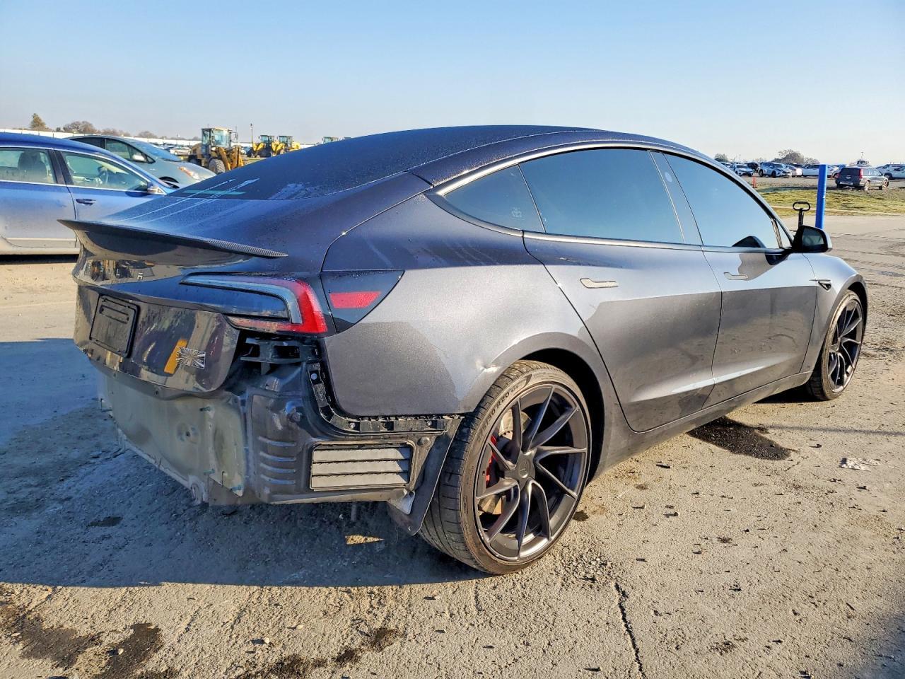 2024 TESLA MODEL 3