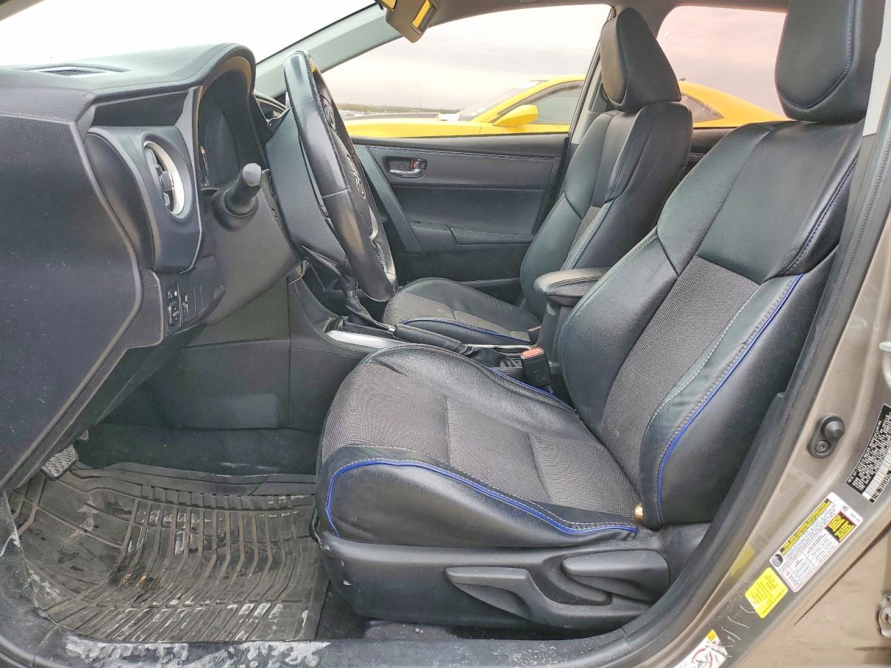 2017 TOYOTA COROLLA