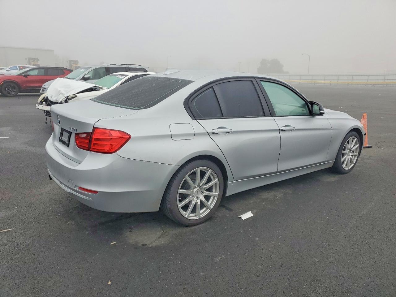 2013 BMW 3 SERIES