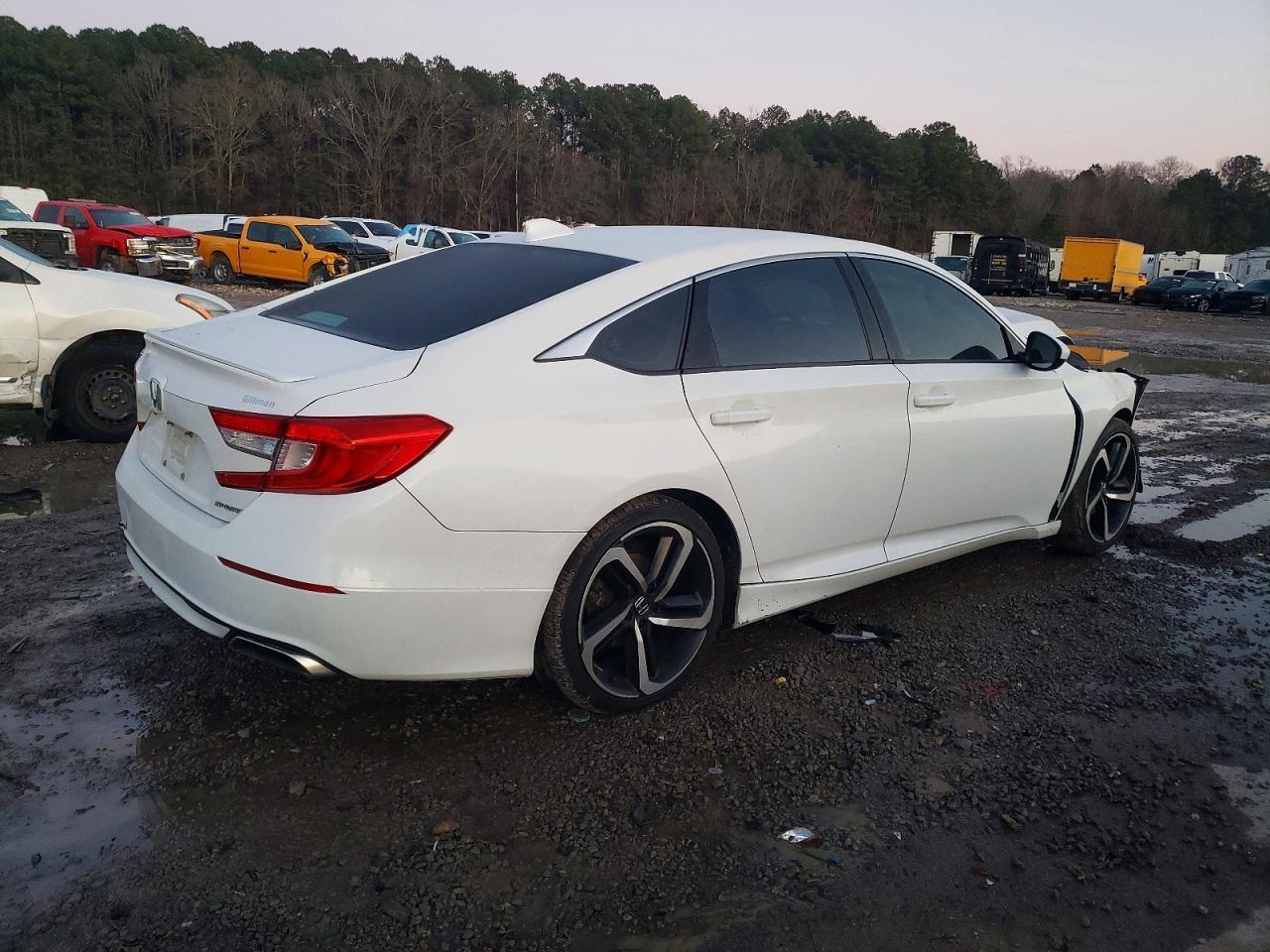 2018 HONDA ACCORD