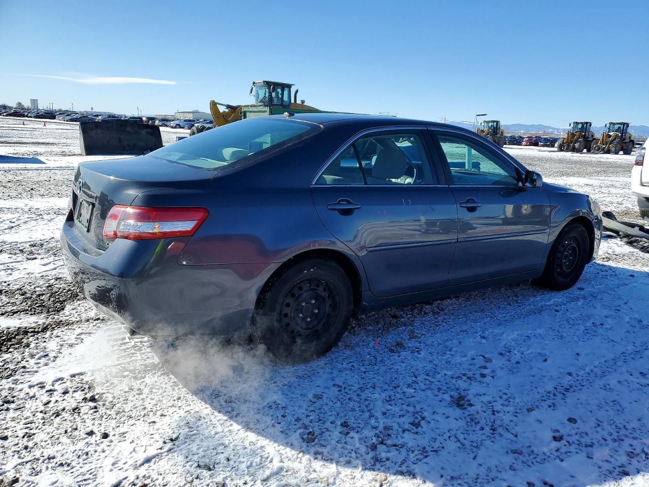 2010 TOYOTA CAMRY