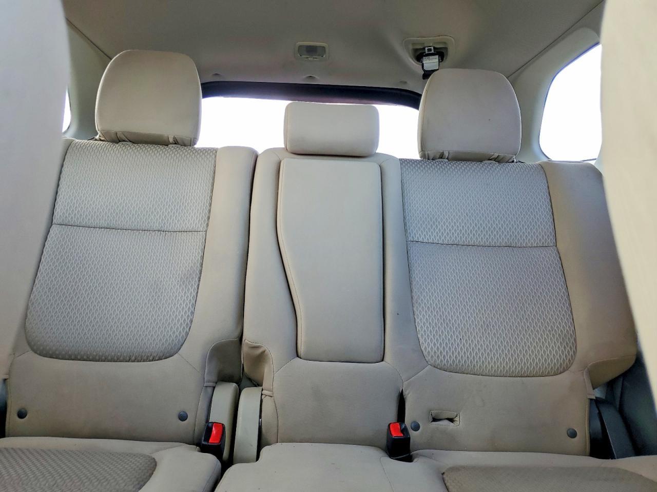 2016 MITSUBISHI outlander