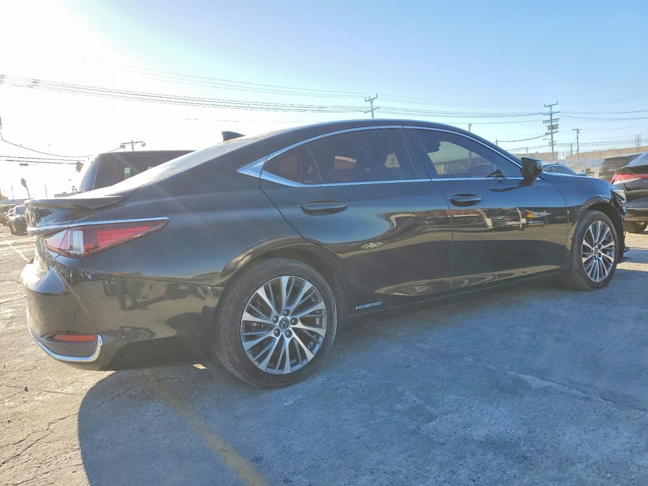 2020 LEXUS ES 300H