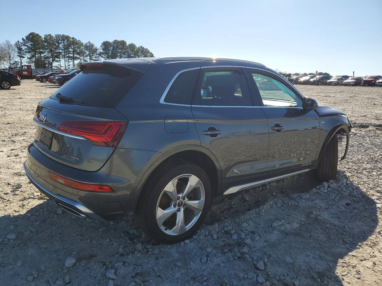 2022 AUDI Q5