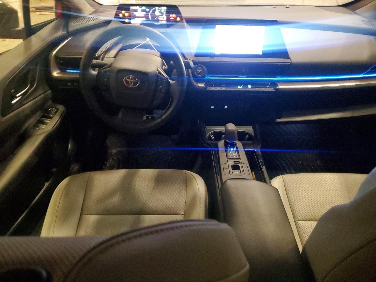 2024 TOYOTA PRIUS