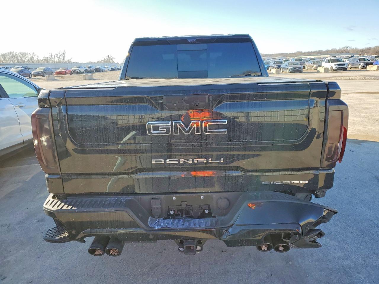 2022 GMC Sierra