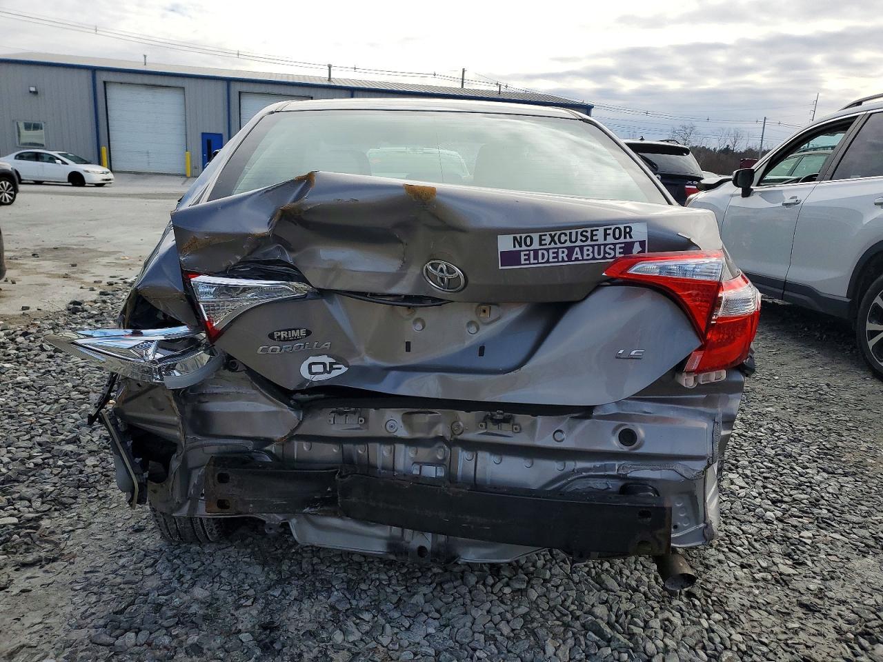 2015 TOYOTA COROLLA