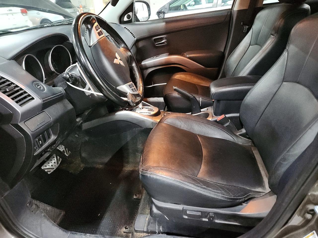 2012 MITSUBISHI outlander