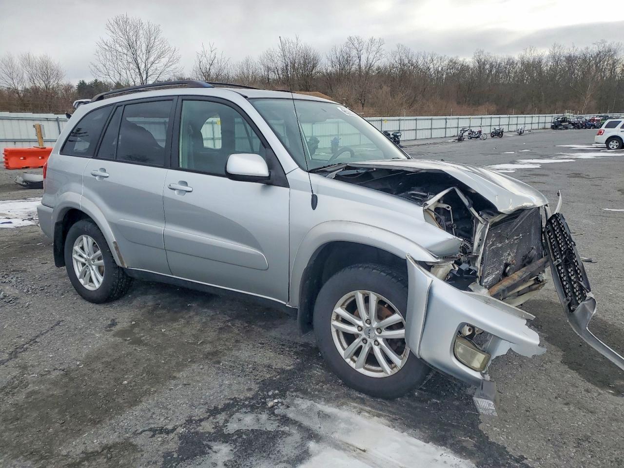 2003 TOYOTA RAV4