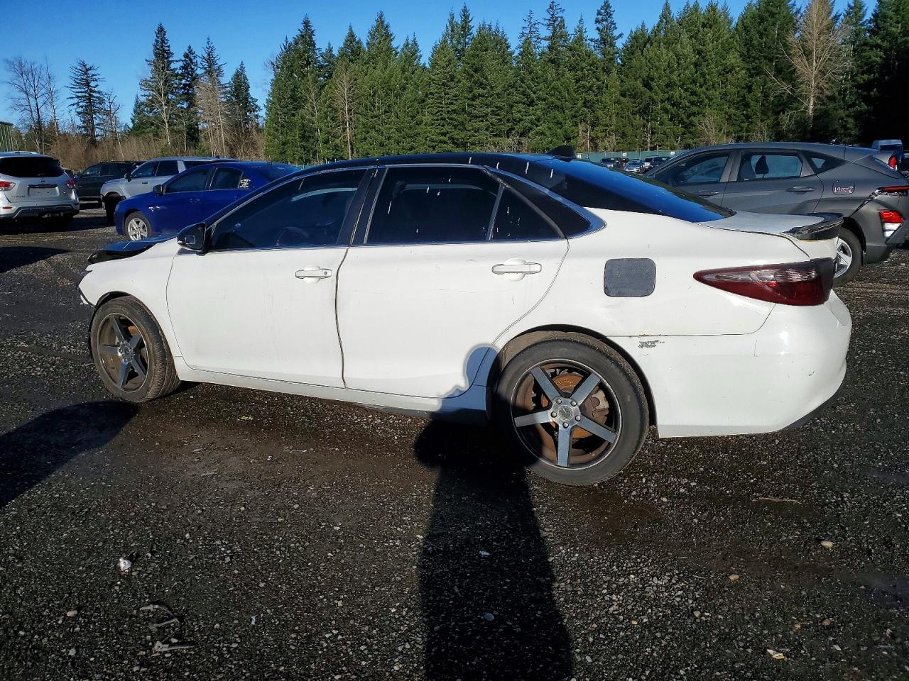 2016 TOYOTA CAMRY