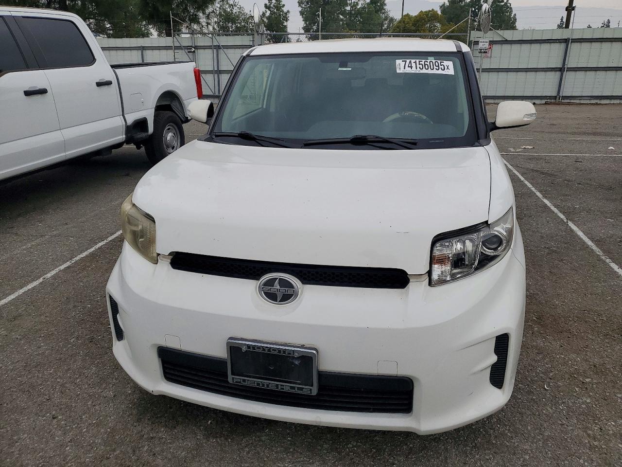 2011 TOYOTA SCION
