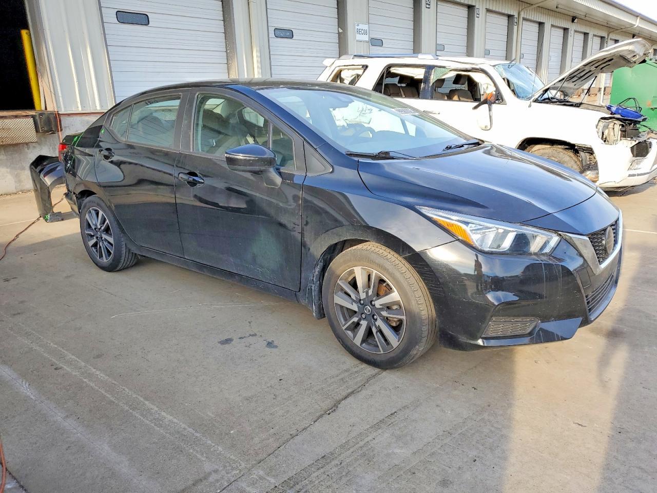 2021 NISSAN VERSA