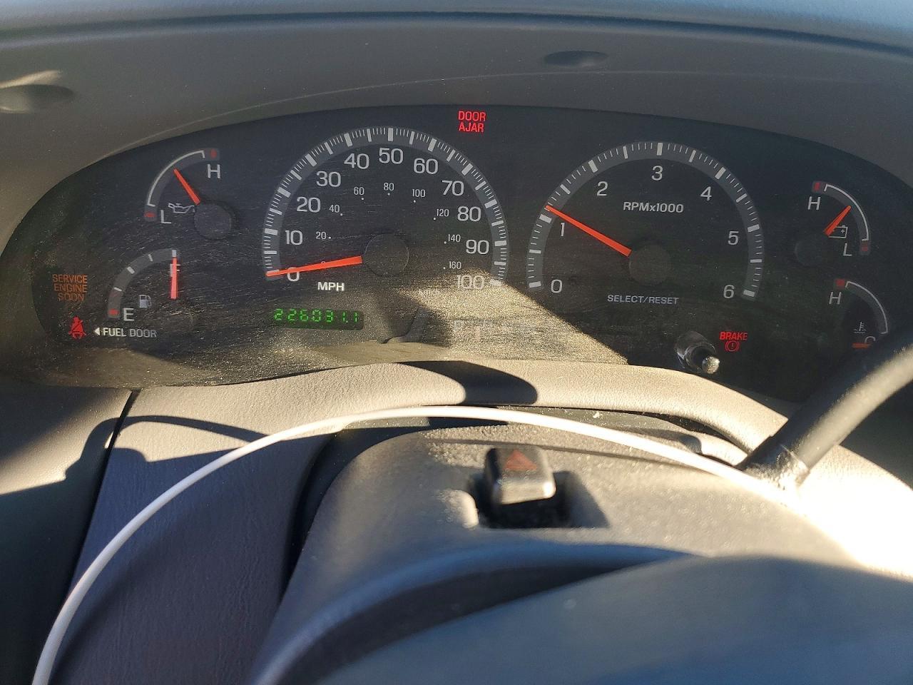 2002 FORD F-150 Lightning