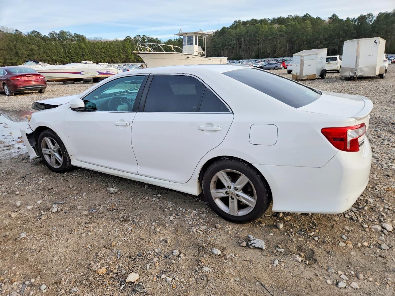 2014 TOYOTA CAMRY