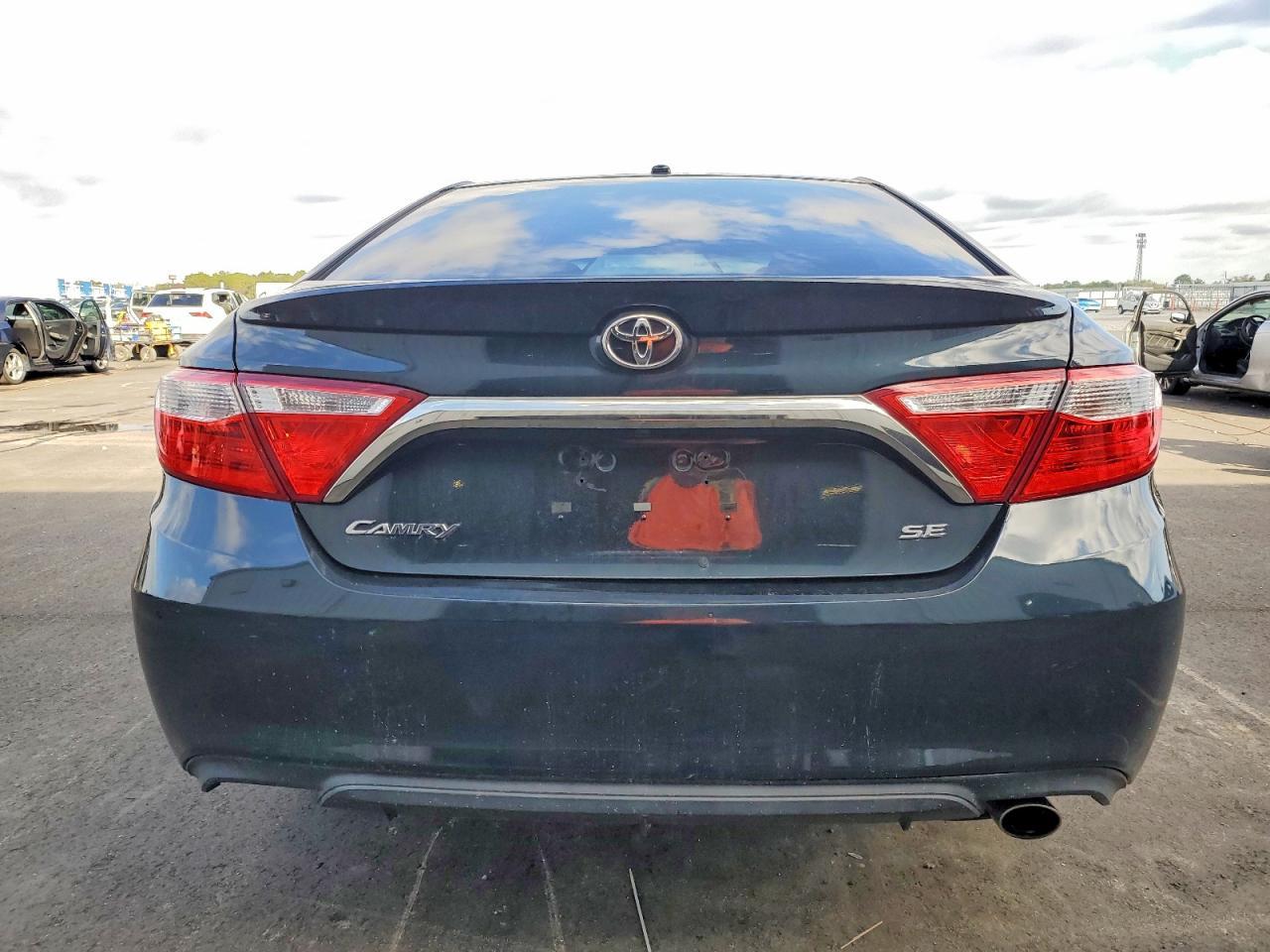 2015 TOYOTA CAMRY