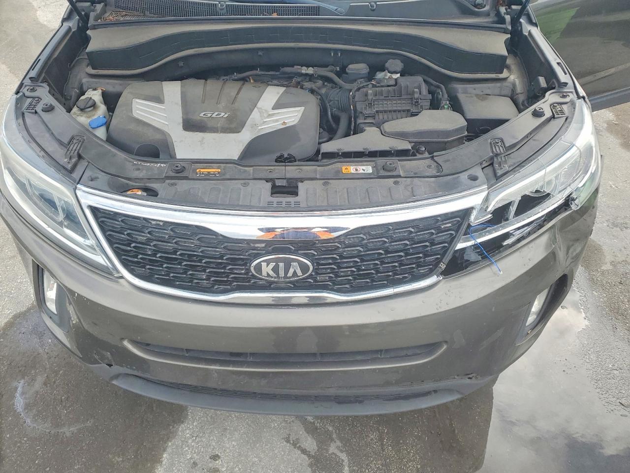 2014 KIA SORENTO