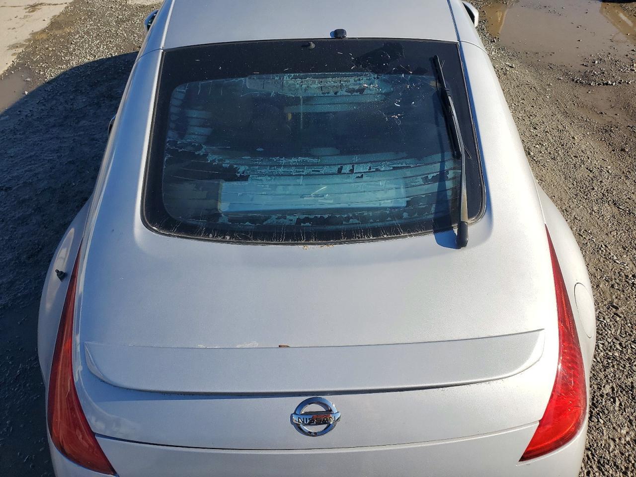 2003 NISSAN Z