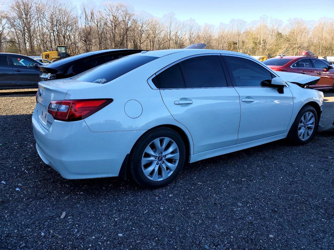 2015 SUBARU Legacy