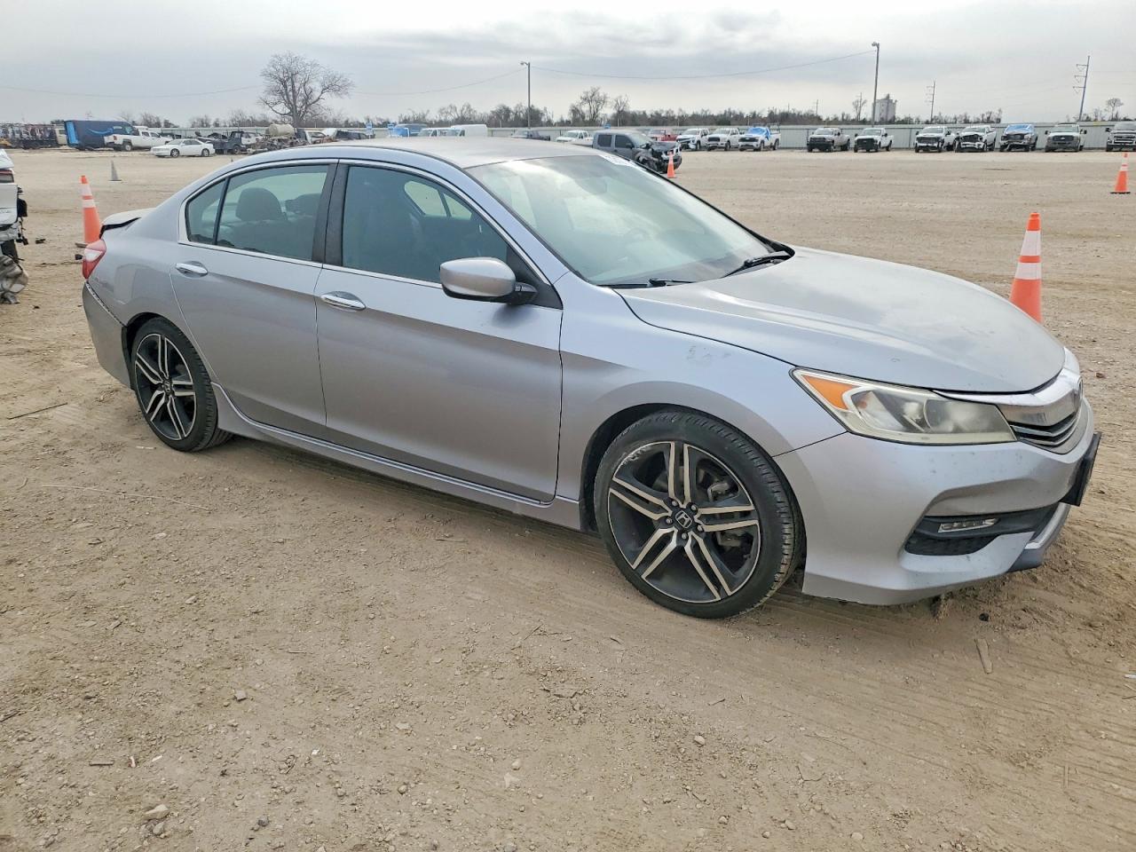 2016 HONDA ACCORD