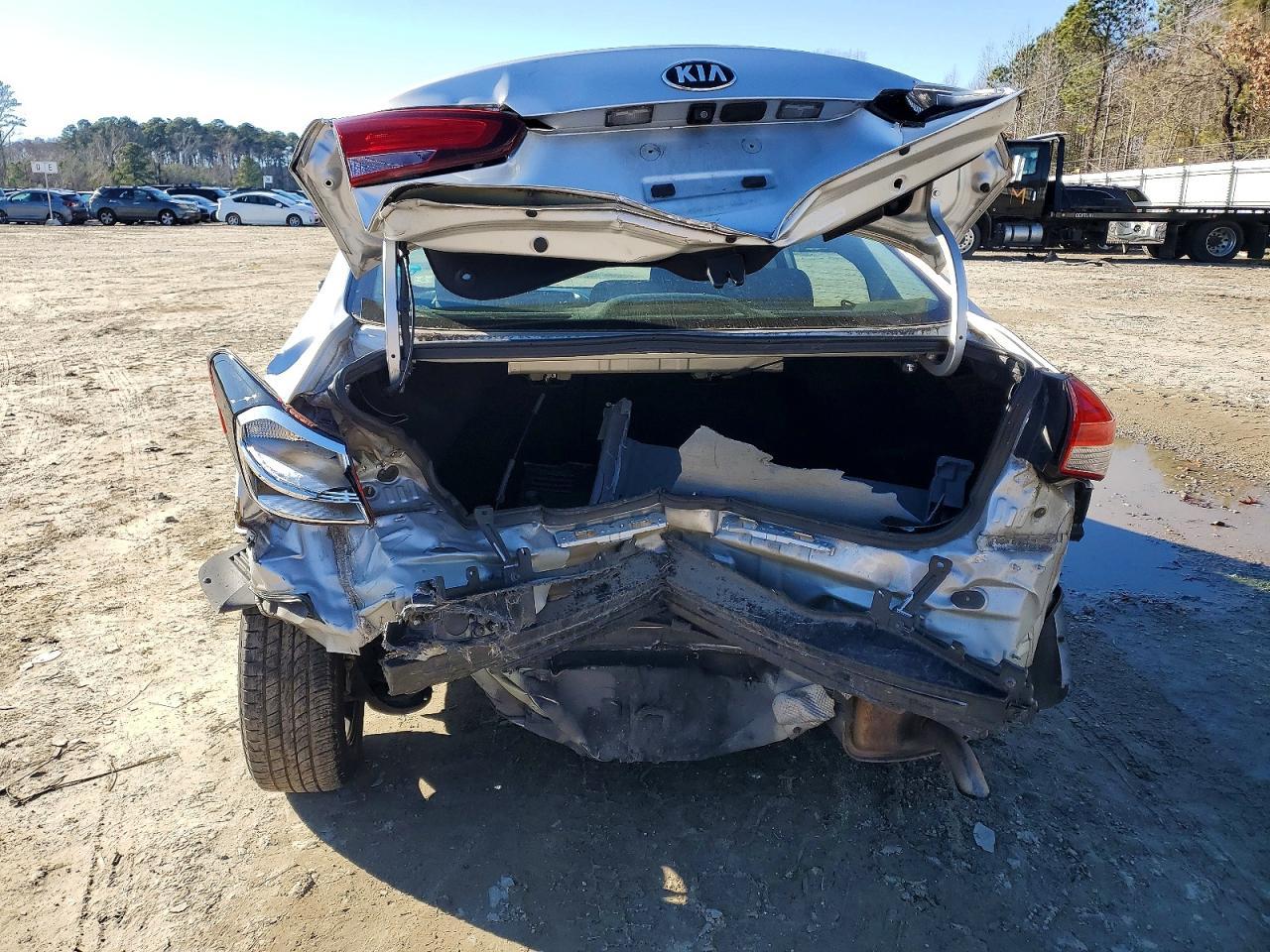 2018 KIA FORTE