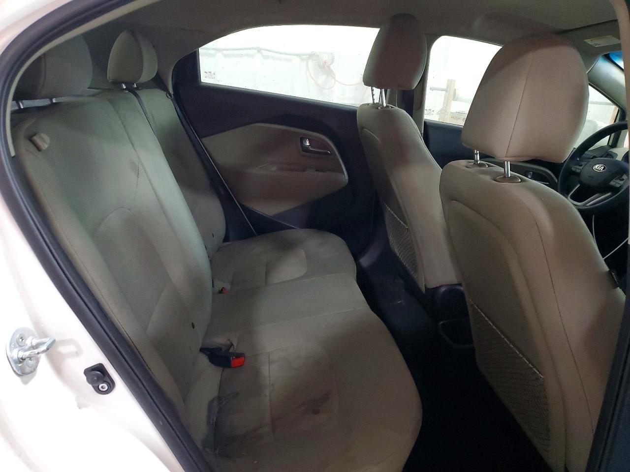 2014 KIA RIO