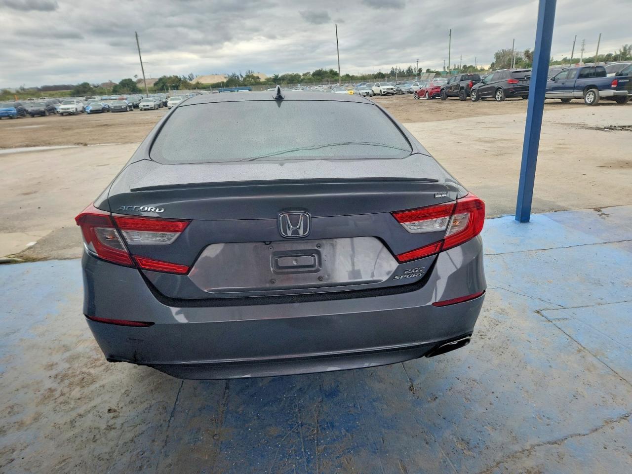 2018 HONDA ACCORD