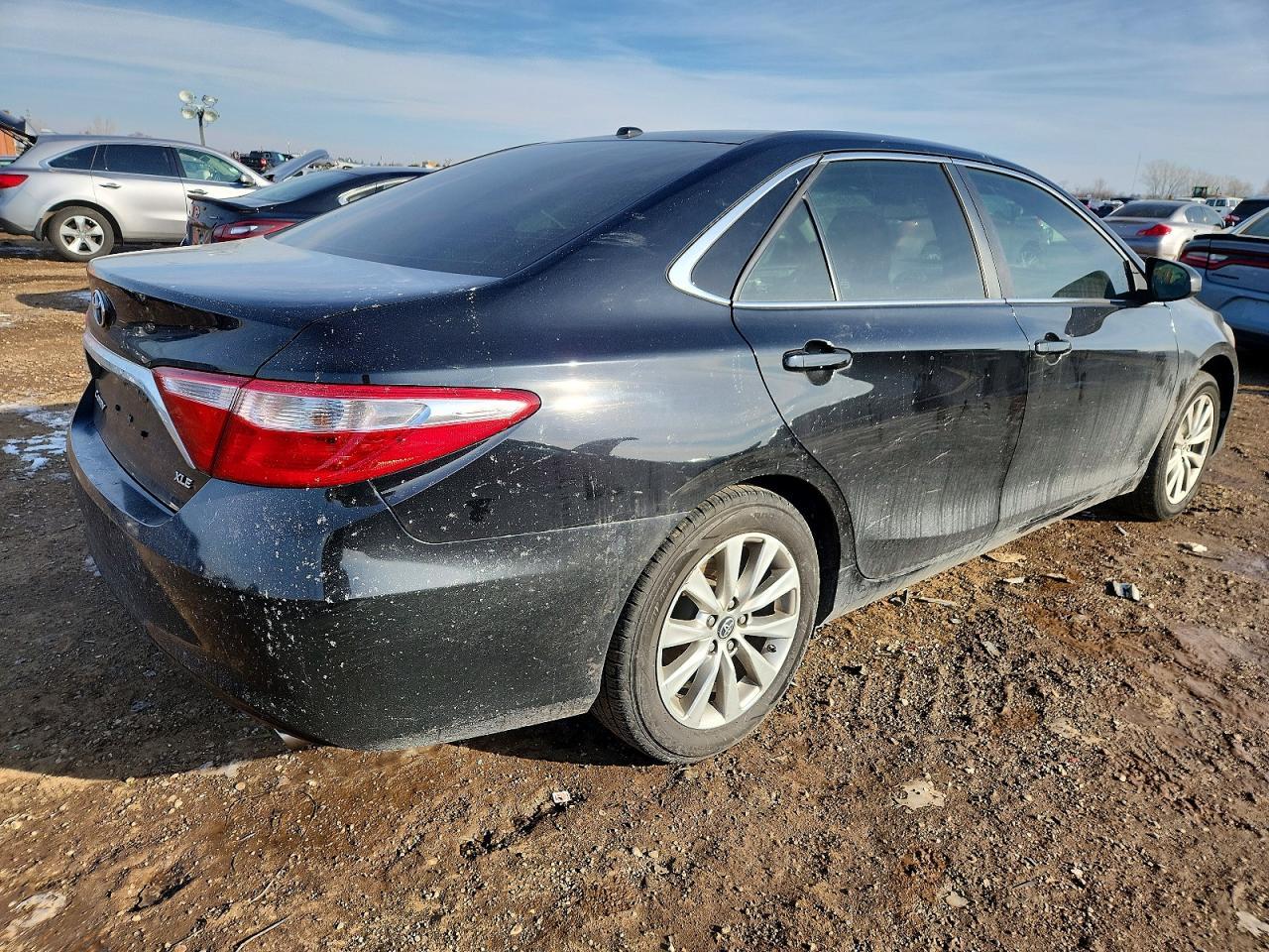 2017 TOYOTA CAMRY